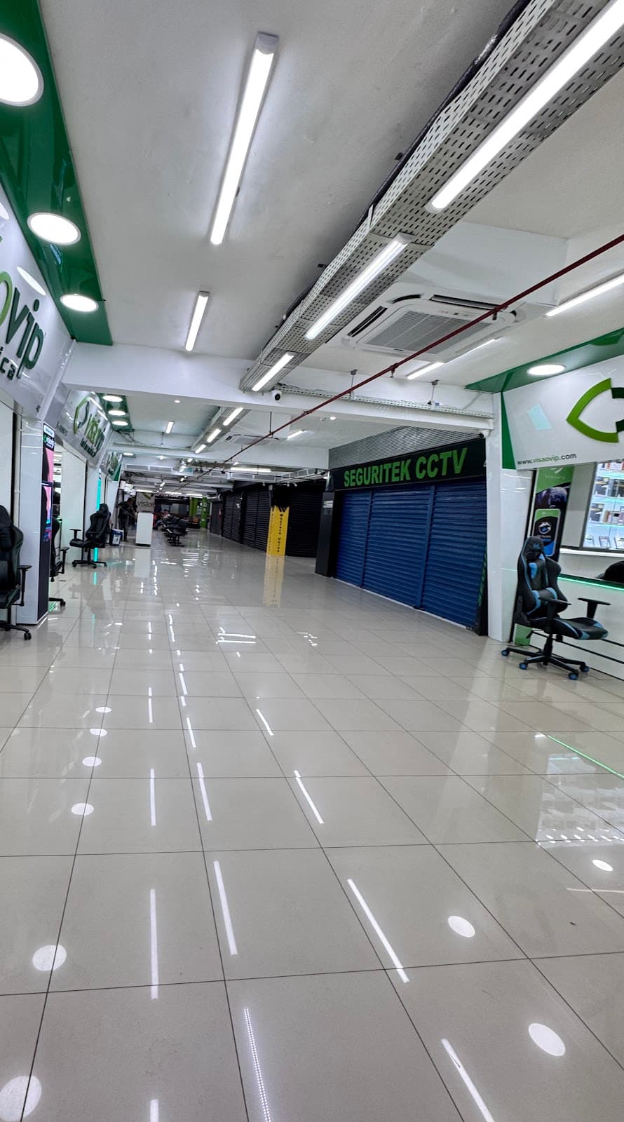 Lai Lai Center - Image 1