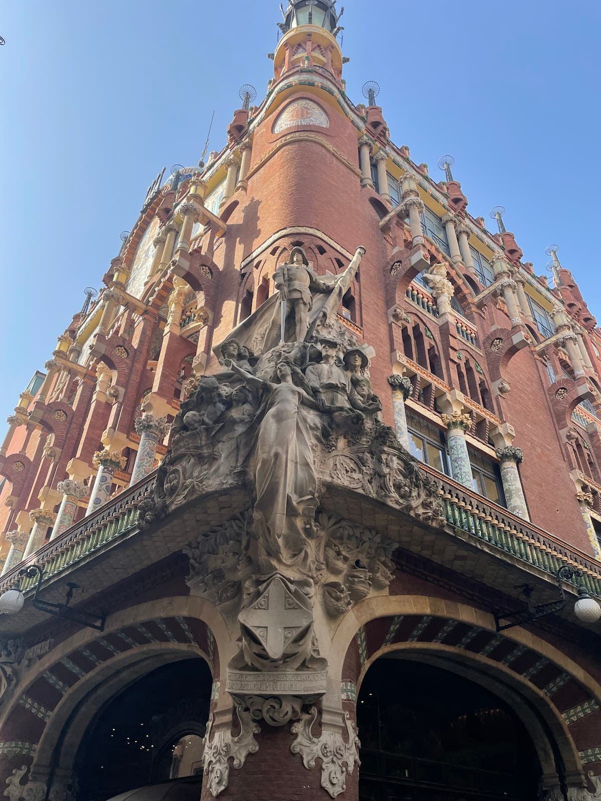 Sant Pere, Santa Caterina i la Ribera Neighborhood - Image 1