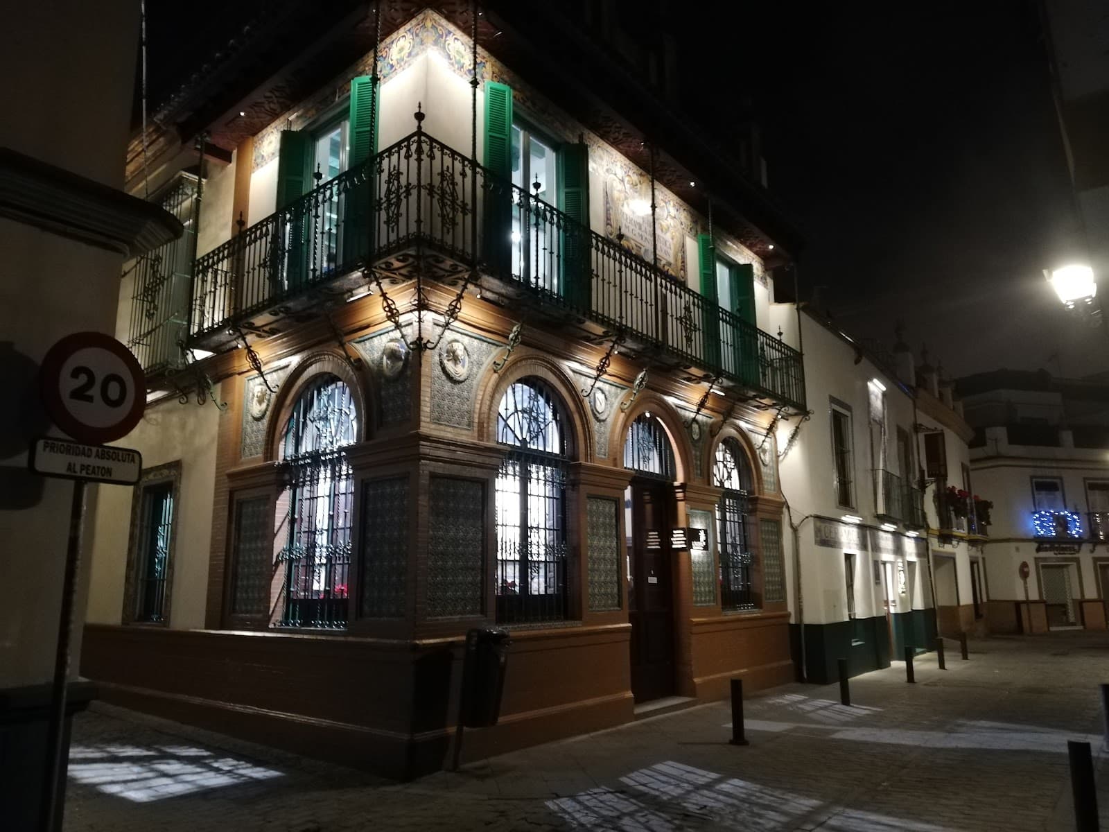 Calle Alfarería Triana Seville - Image 1