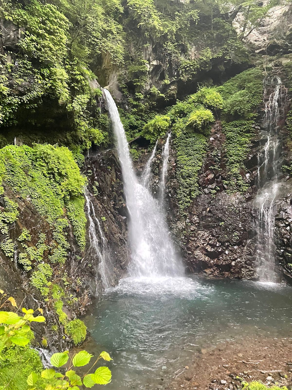 Urami Falls - Image 1