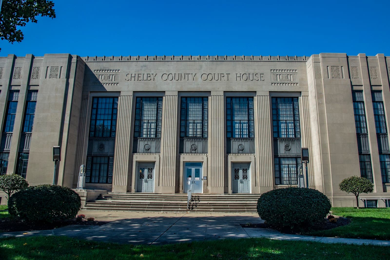 Shelby County Courthouse - Image 1
