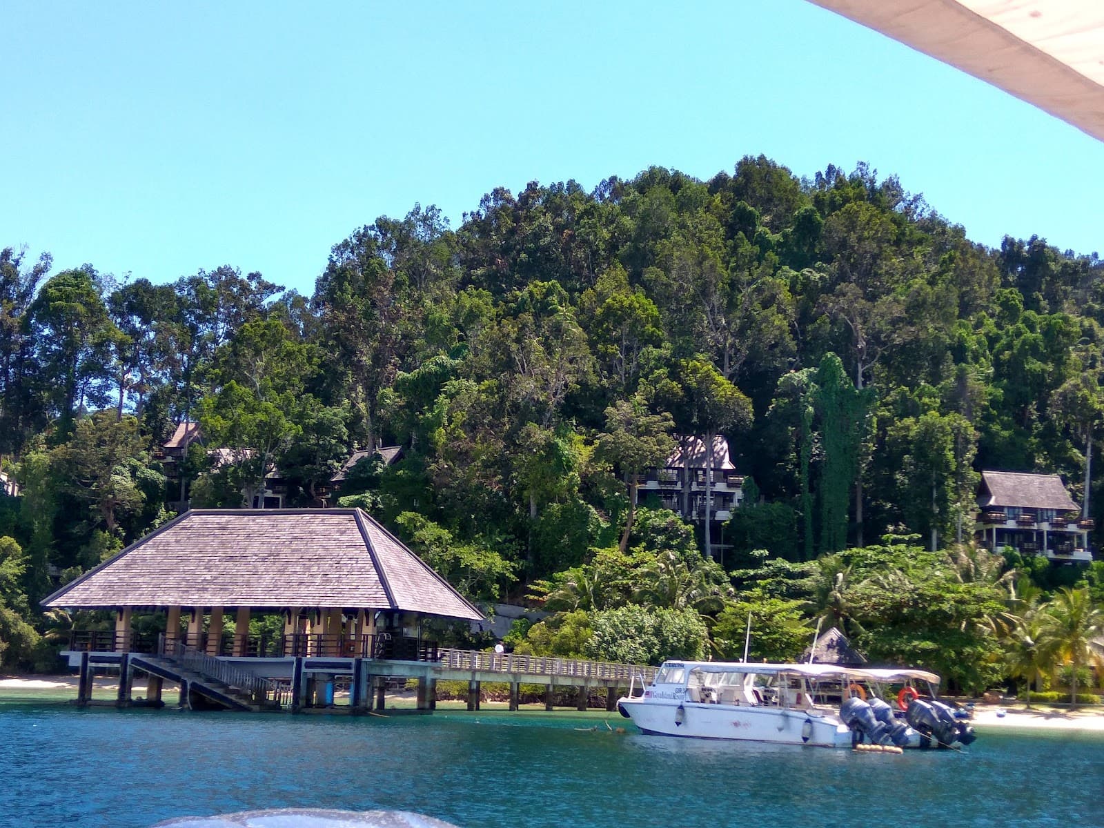 Gaya Island - Image 1