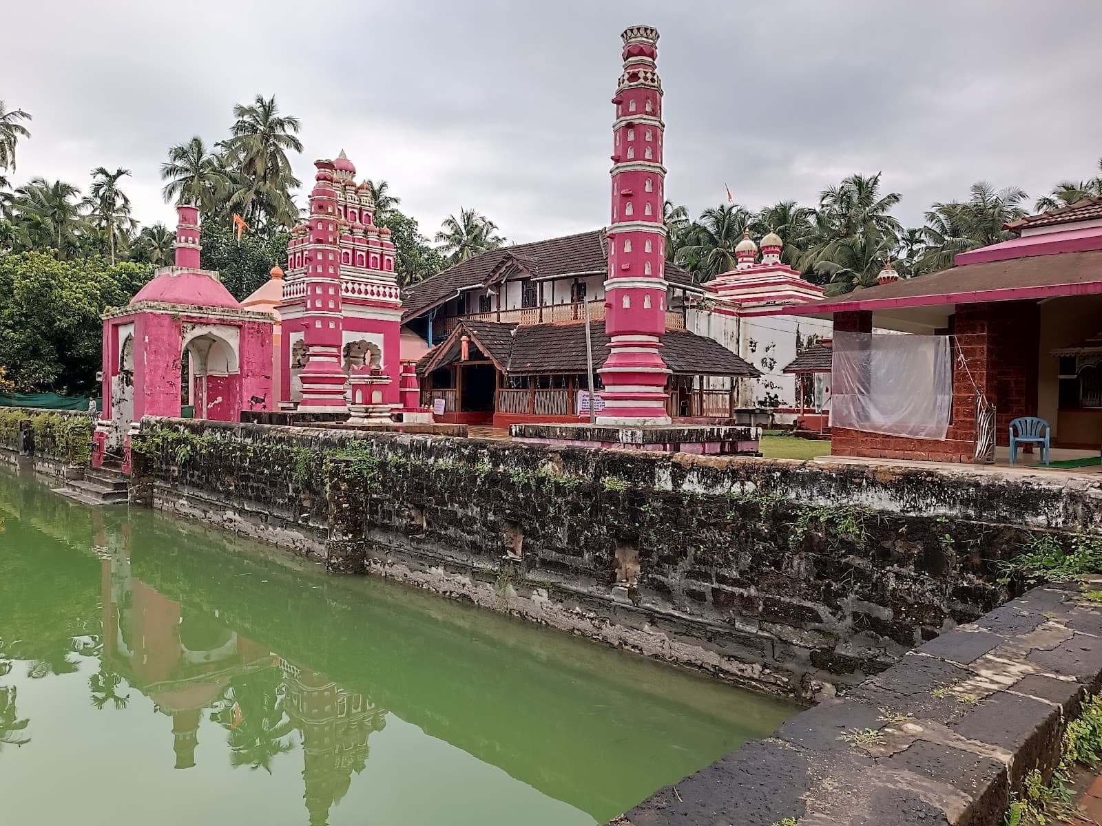Rameshwar Temple, Chaul - Image 1