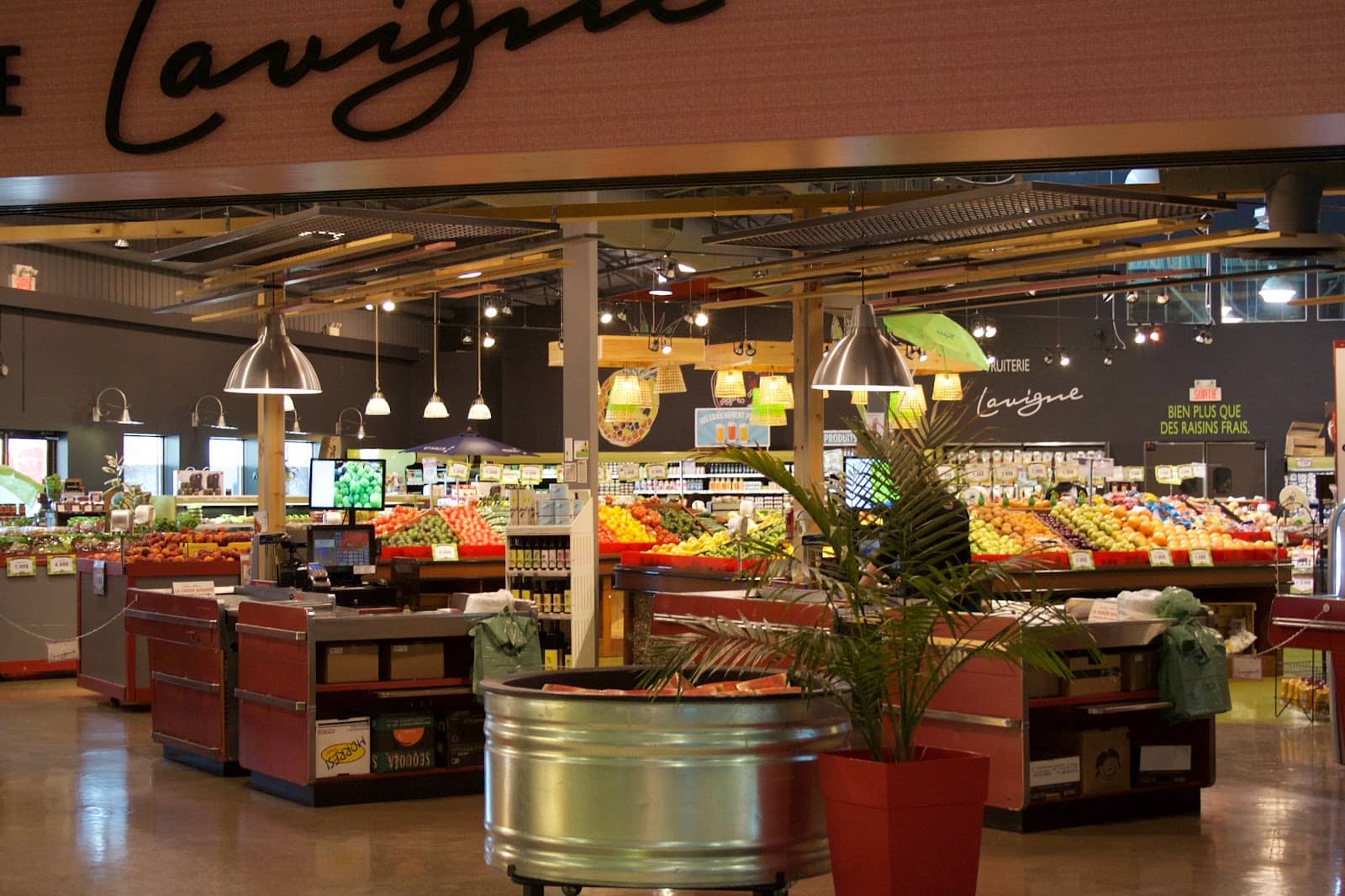 Diverse Food Court