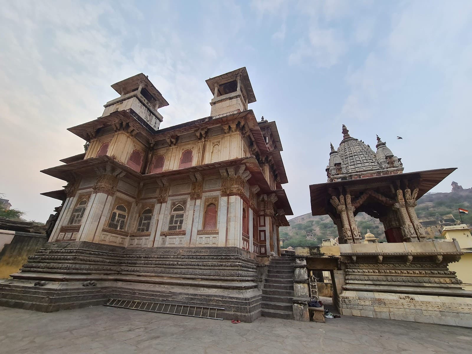 Jagat Shiromani Temple - Image 1