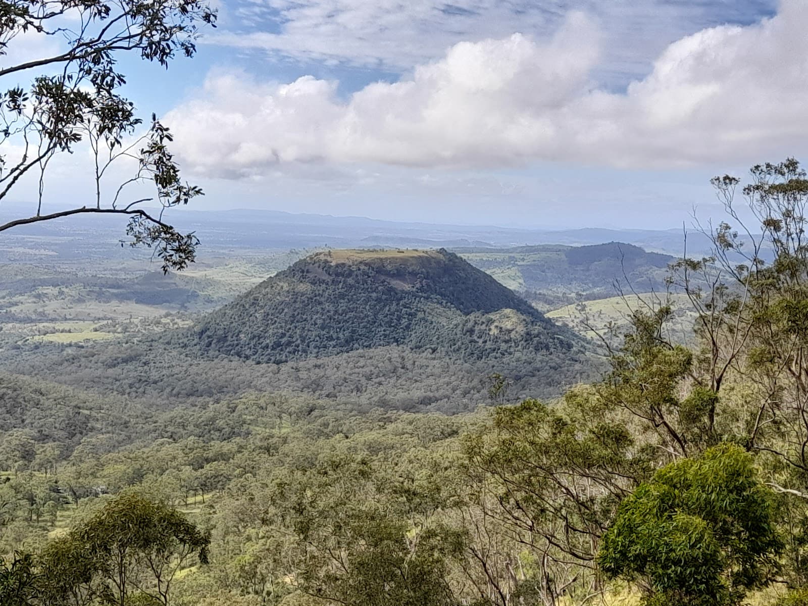 Picnic Point Lookout - Image 1