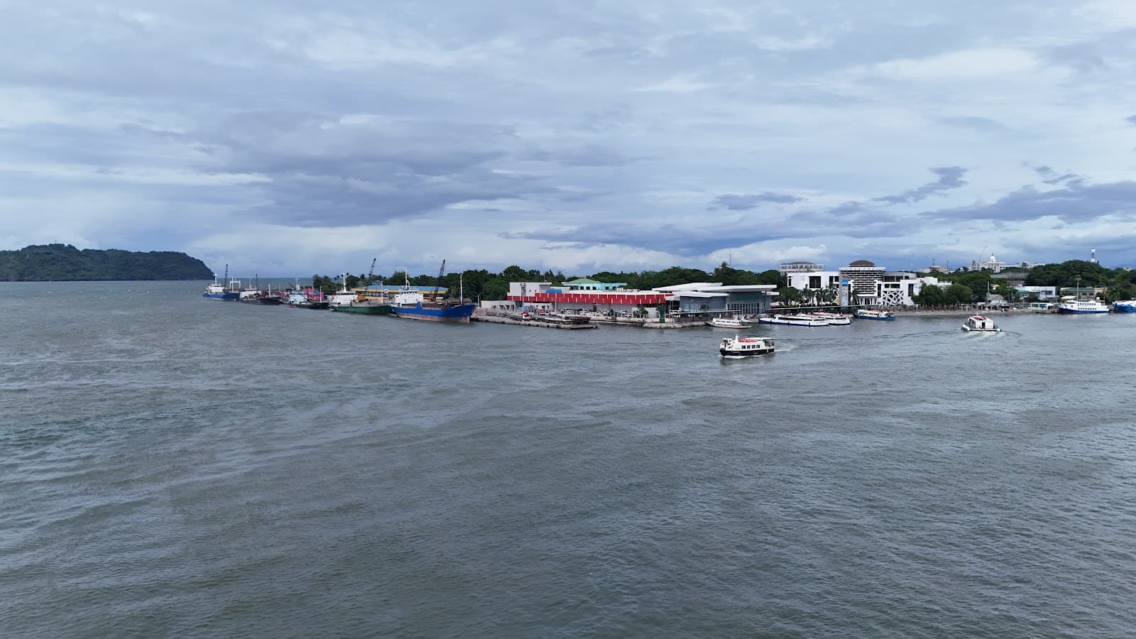 Muelle Loney Wharf - Image 1