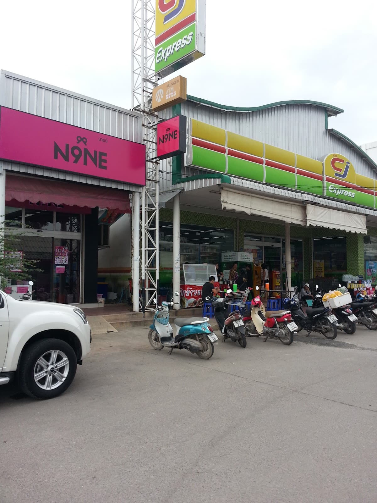 Cha-am Fresh Market - Image 1