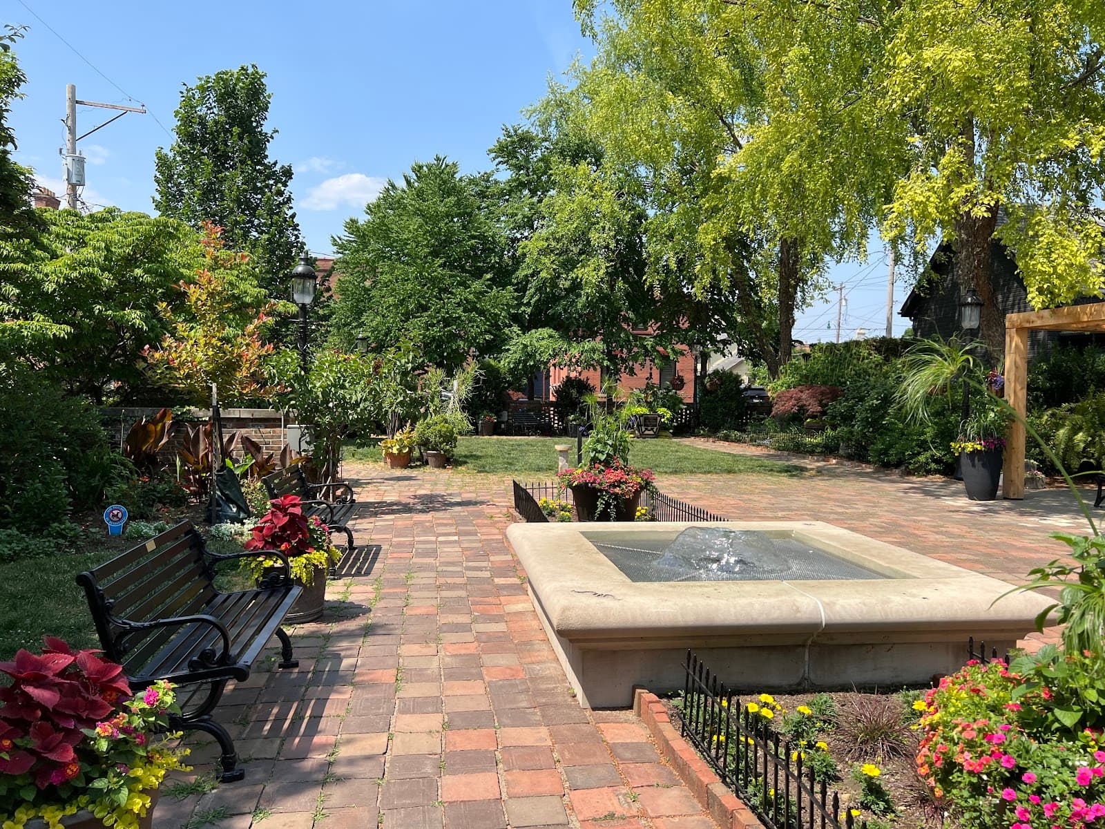 Frank Fetch Park - Image 1