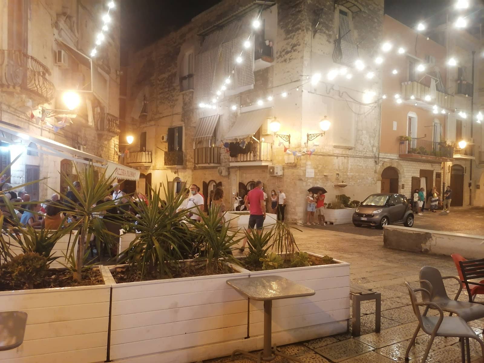 Bari Vecchia's Historic Heart