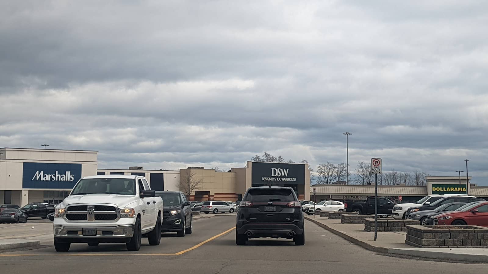 Kerr Village Boutiques