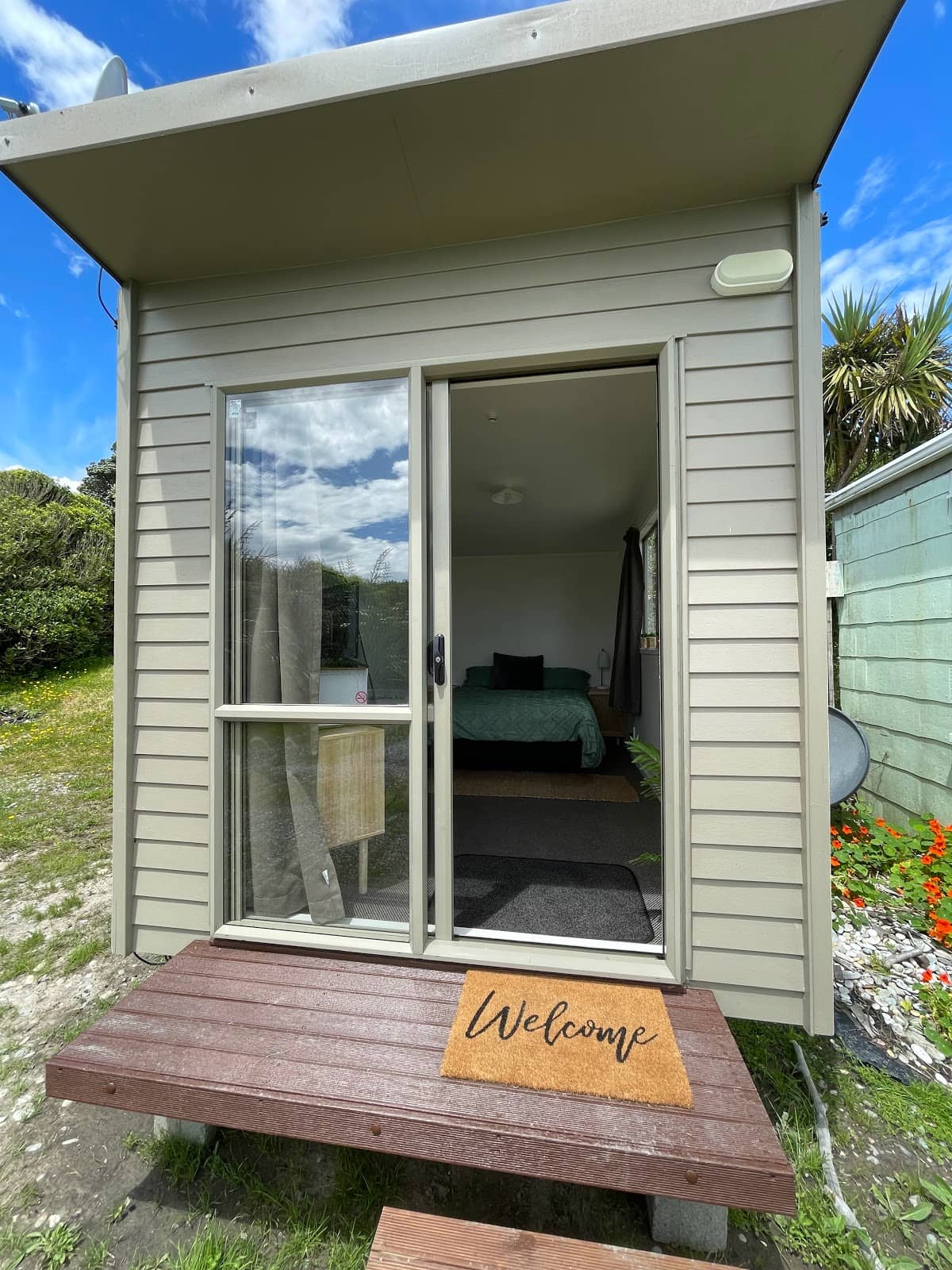 Communal Kitchen & Lounge