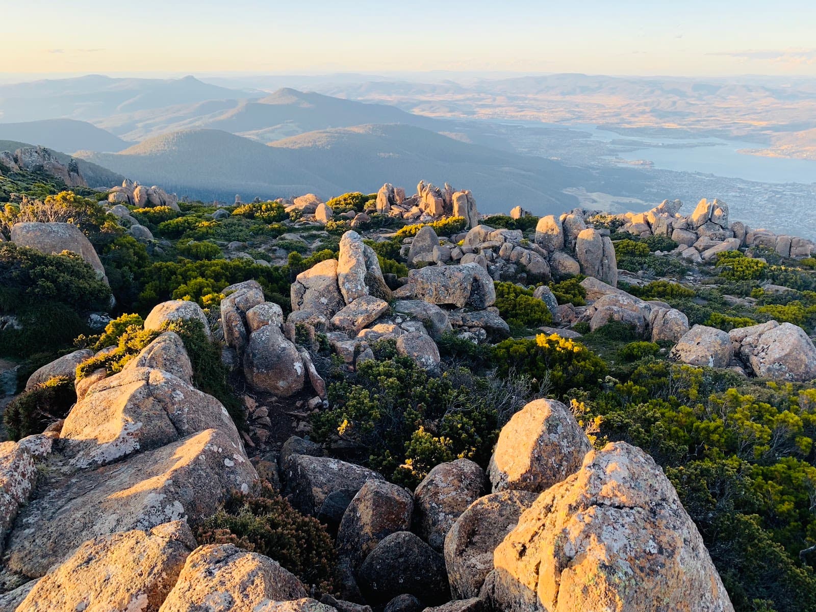 Pinnacle kunanyi / Mount Wellington Summit - Image 1
