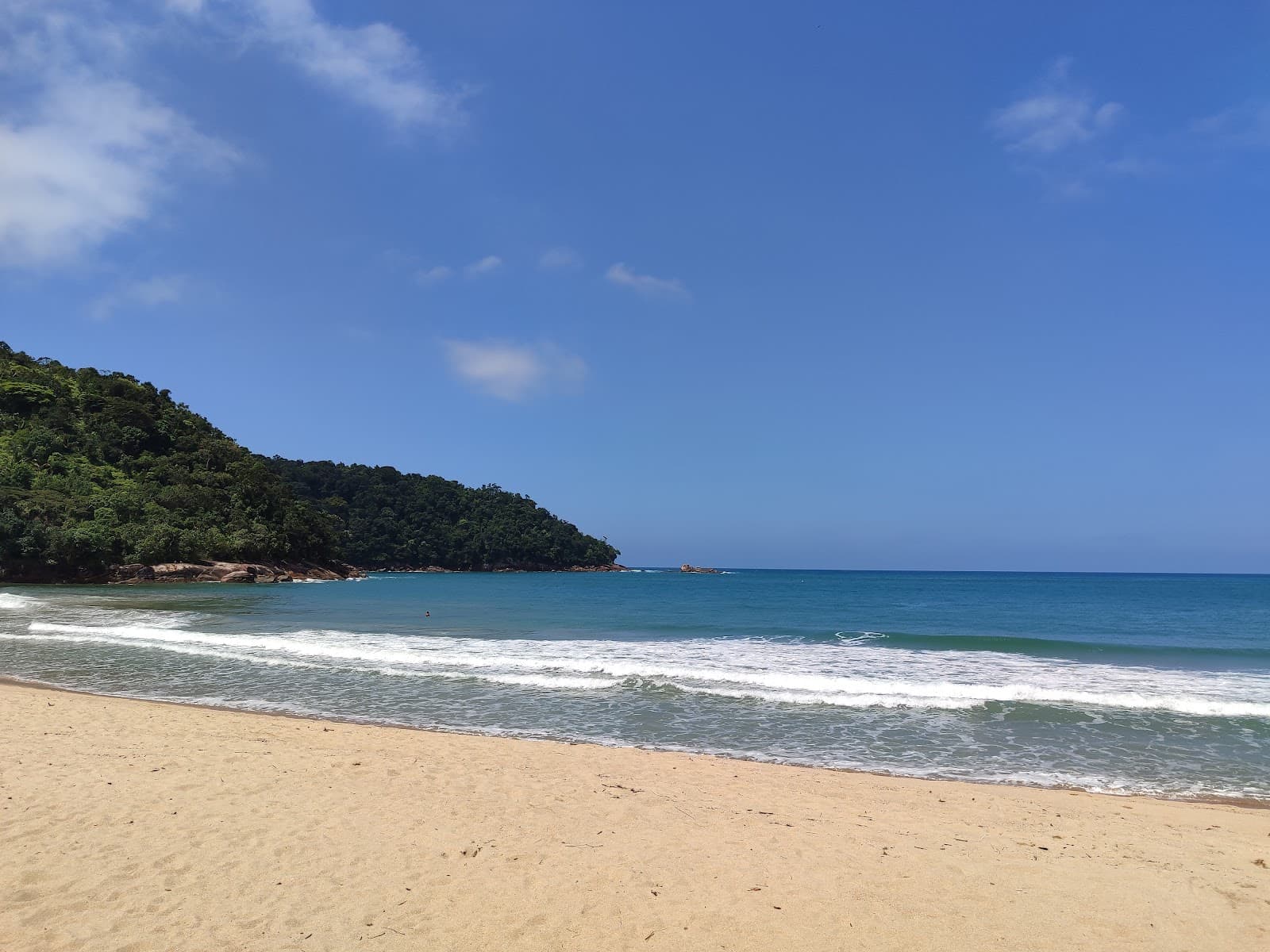 Praia do Camburi - Image 1