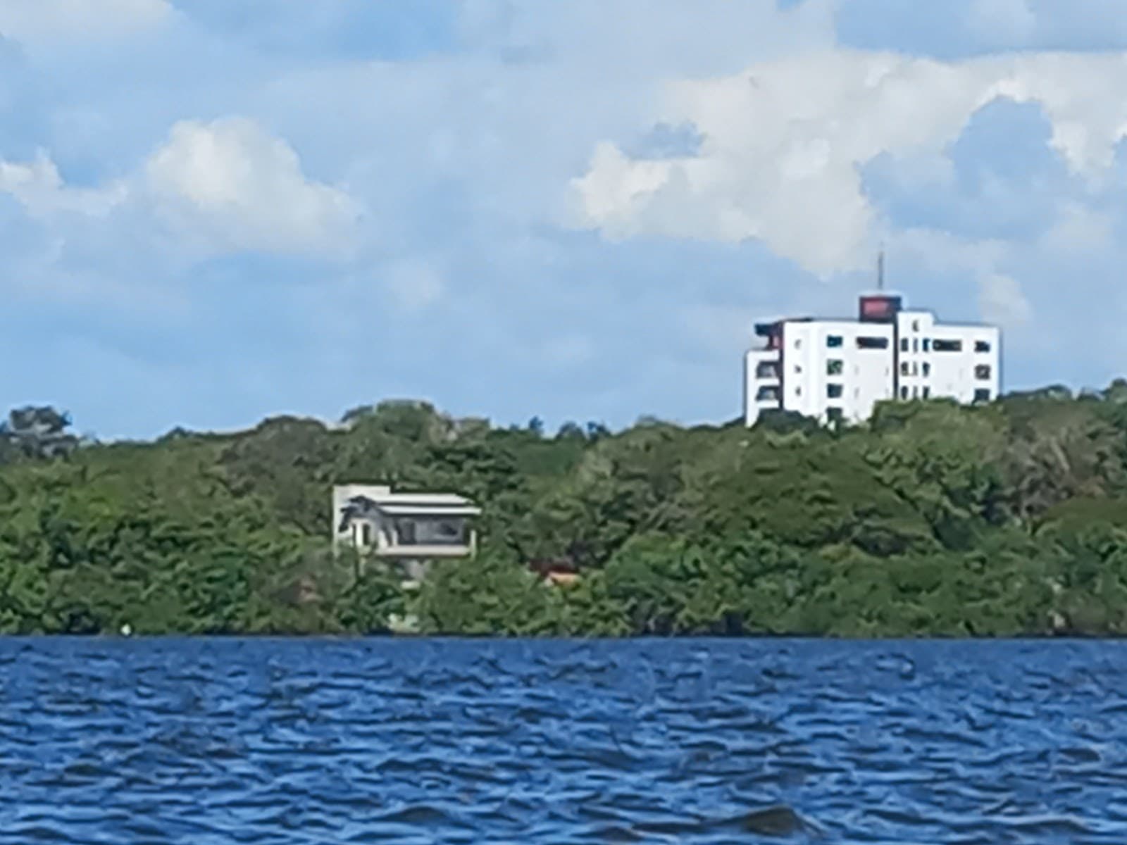 Lago Verde (Alter do Chão) - Image 1