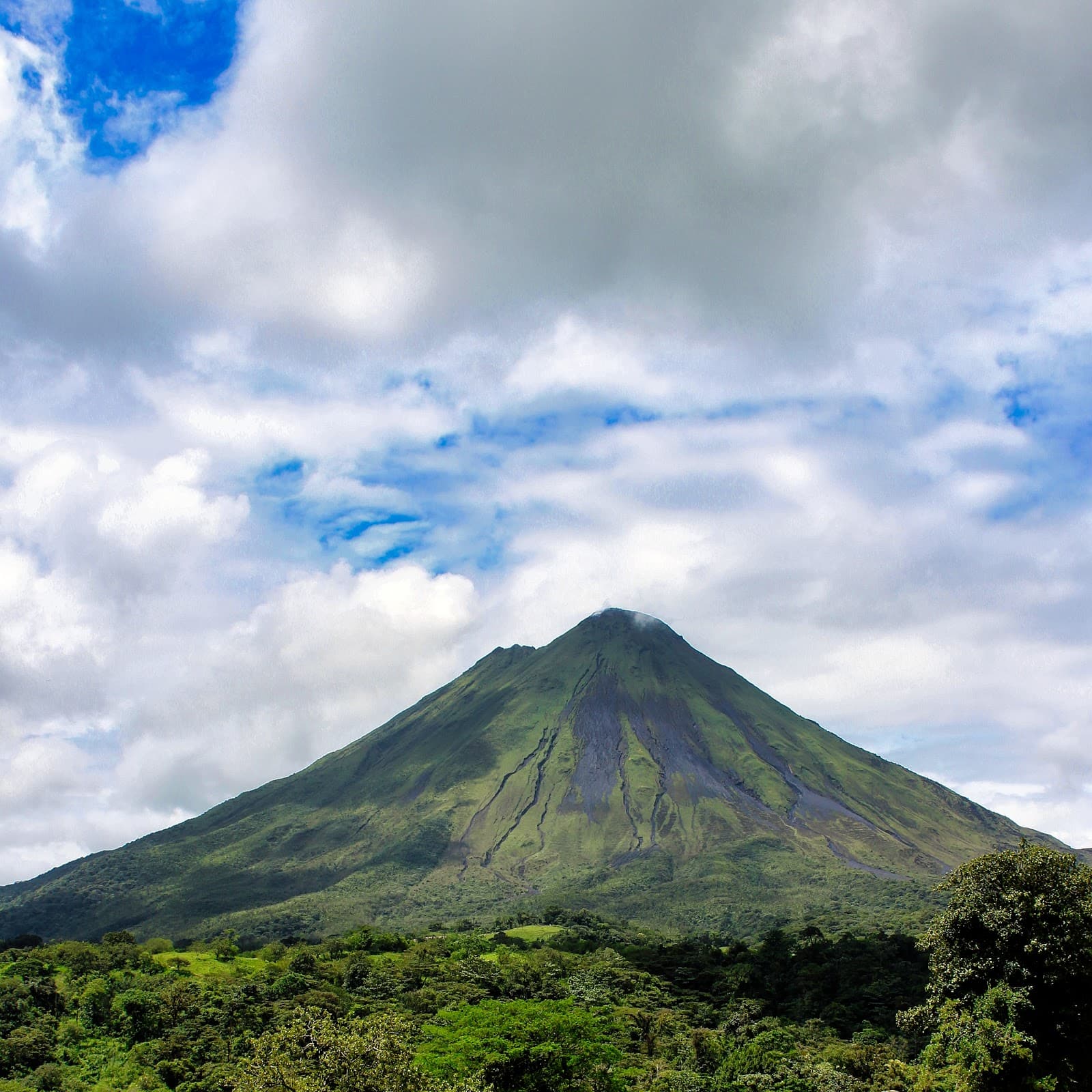 Arenal Volcano National Park Sector Volcán - Image 1