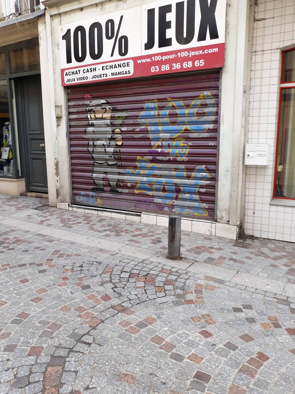 Artisanal Traders
