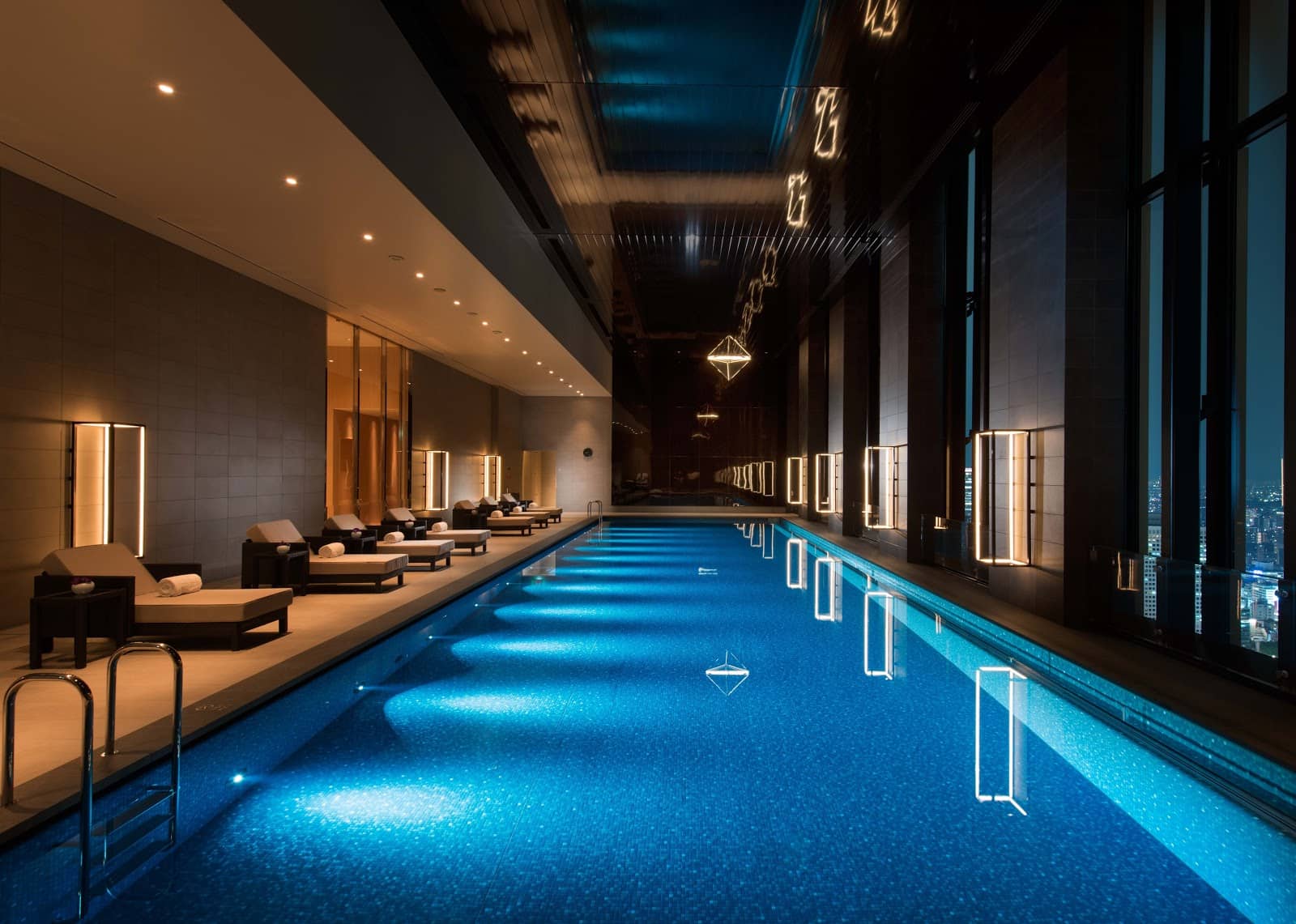 Elegant Executive Lounge