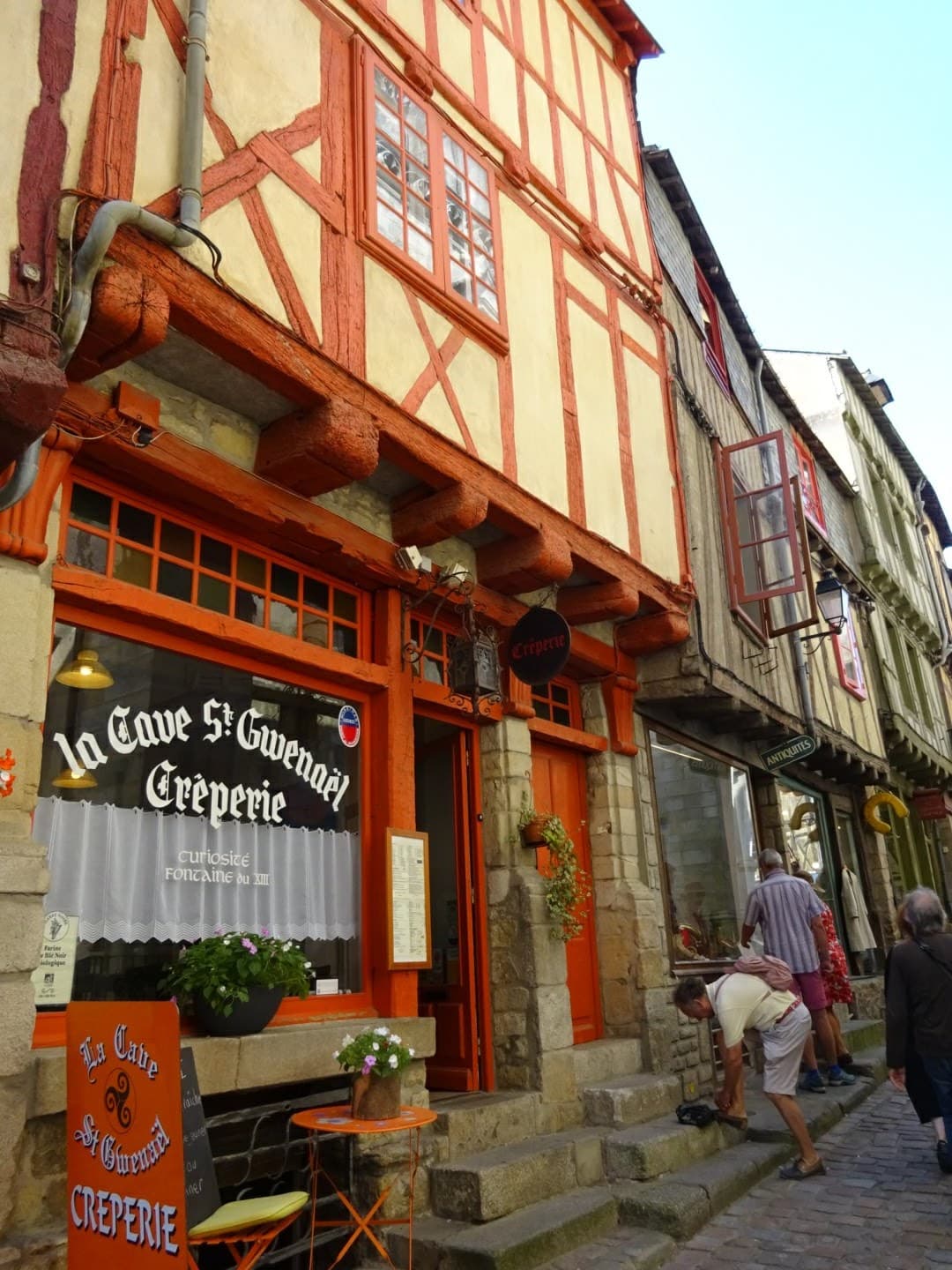 Place des Lices Market - Image 1