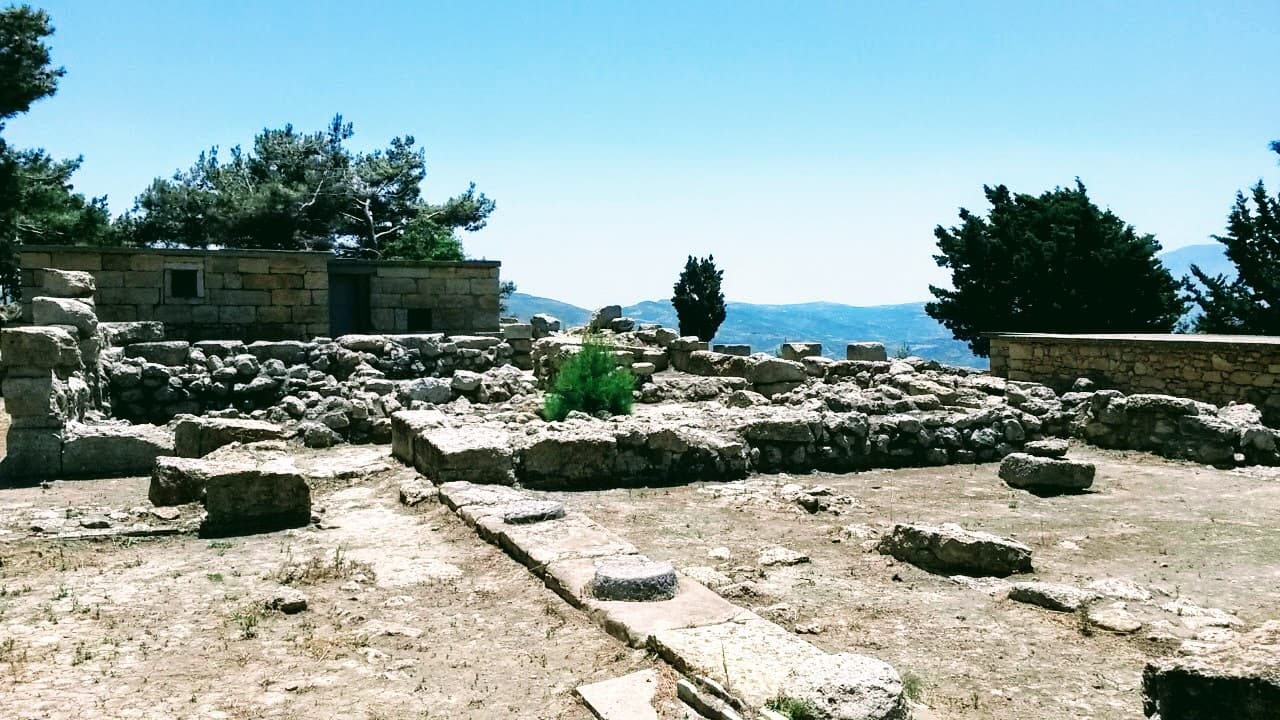 Vathypetro Minoan Villa - Image 1