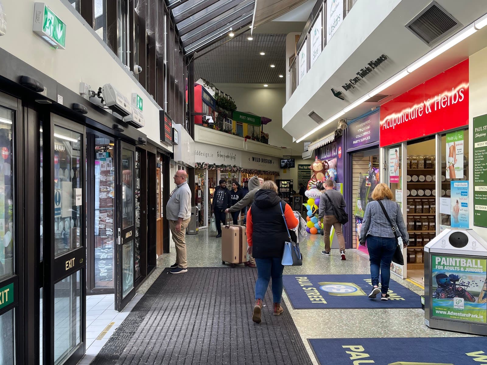 Paul Street Plaza - Image 1