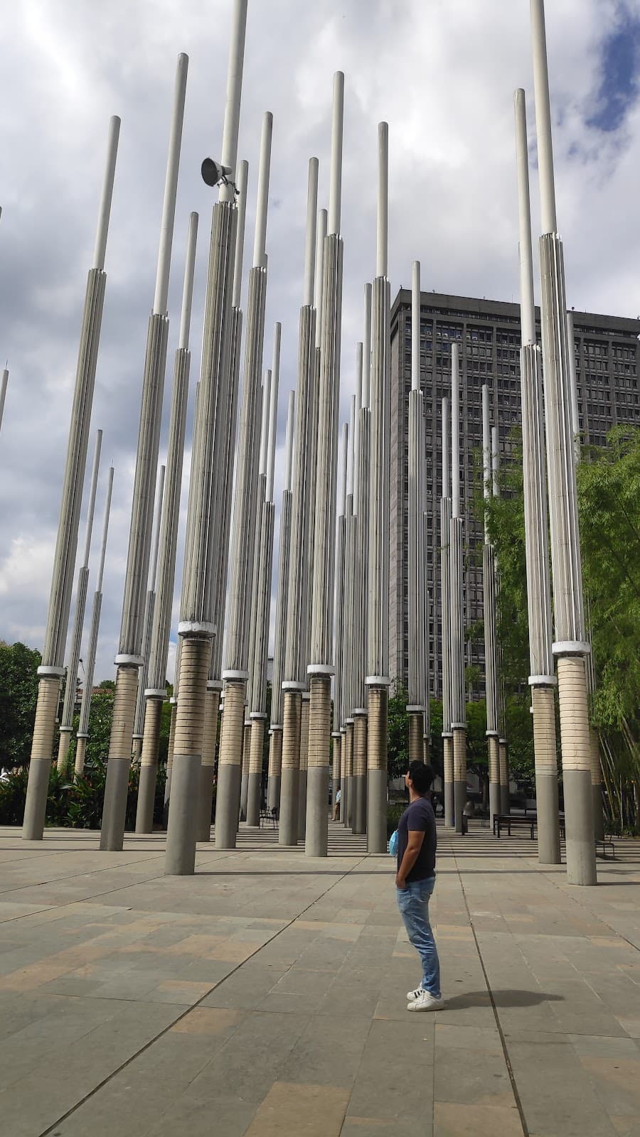 Parque de las Luces Medellín - Image 1