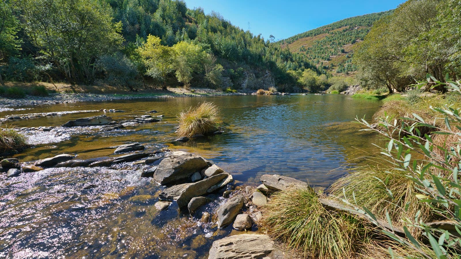 Areinho River Beach - Image 1