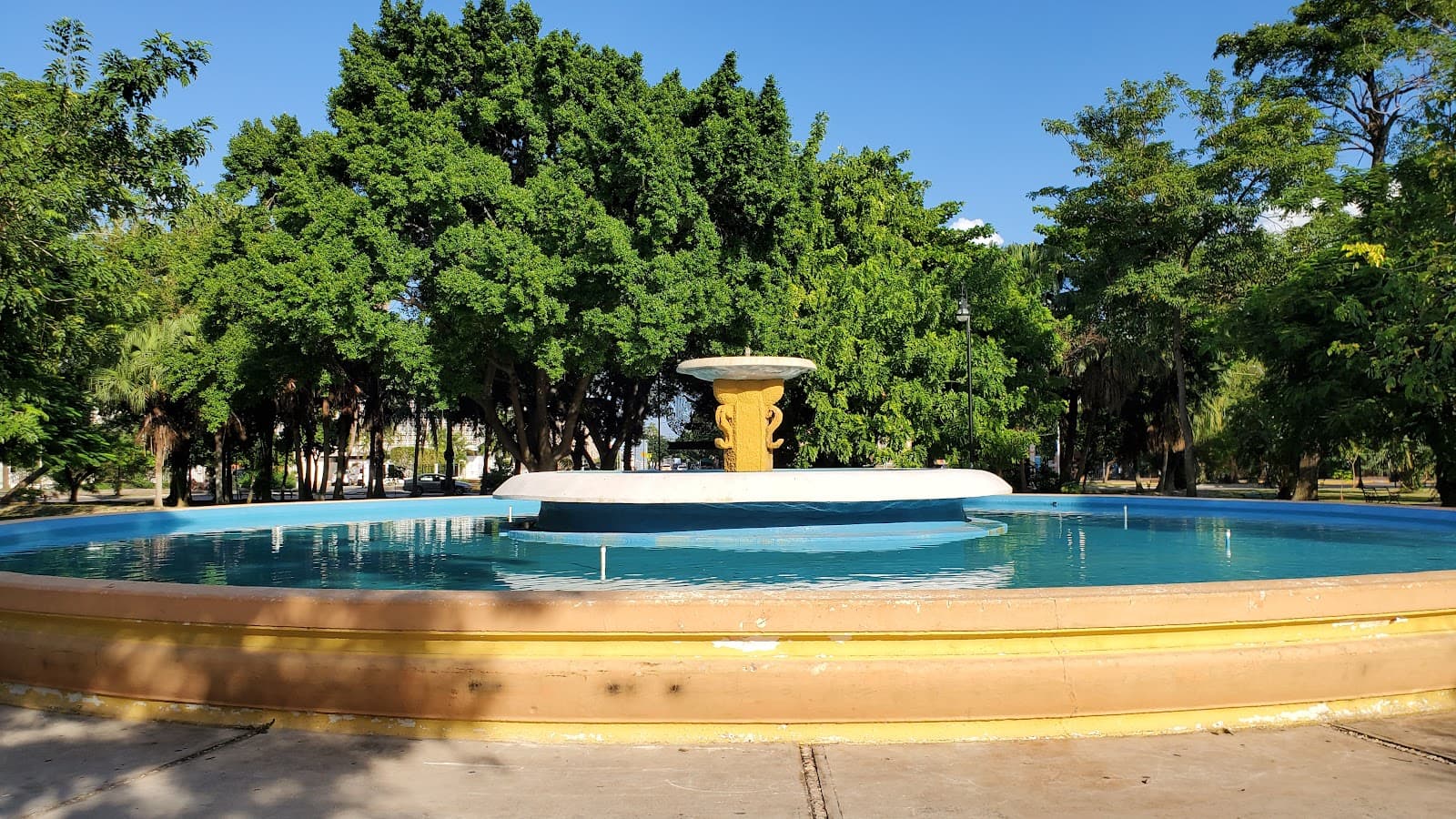 Parque La Paz - Image 1