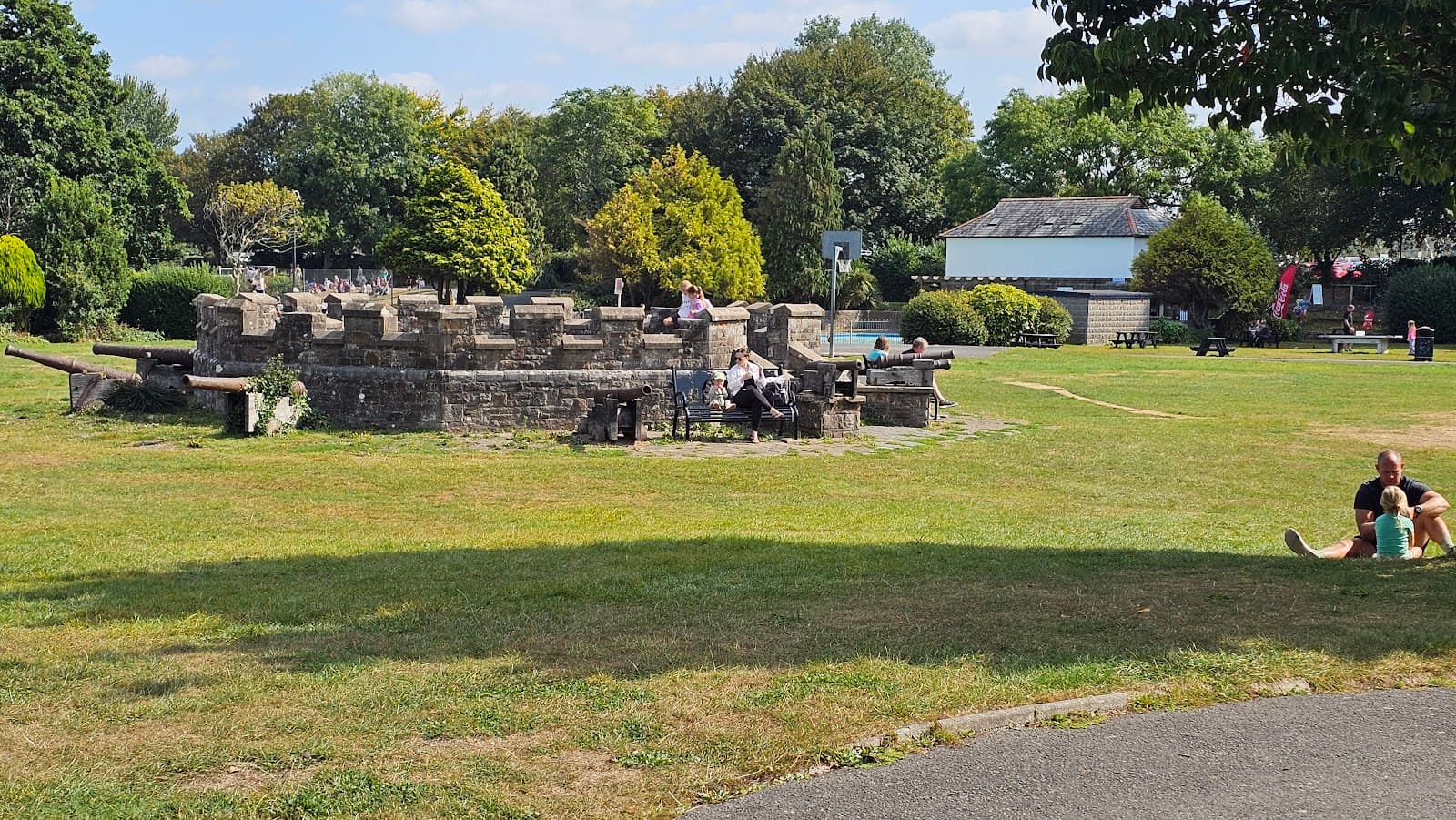 Victoria Park Bideford - Image 1