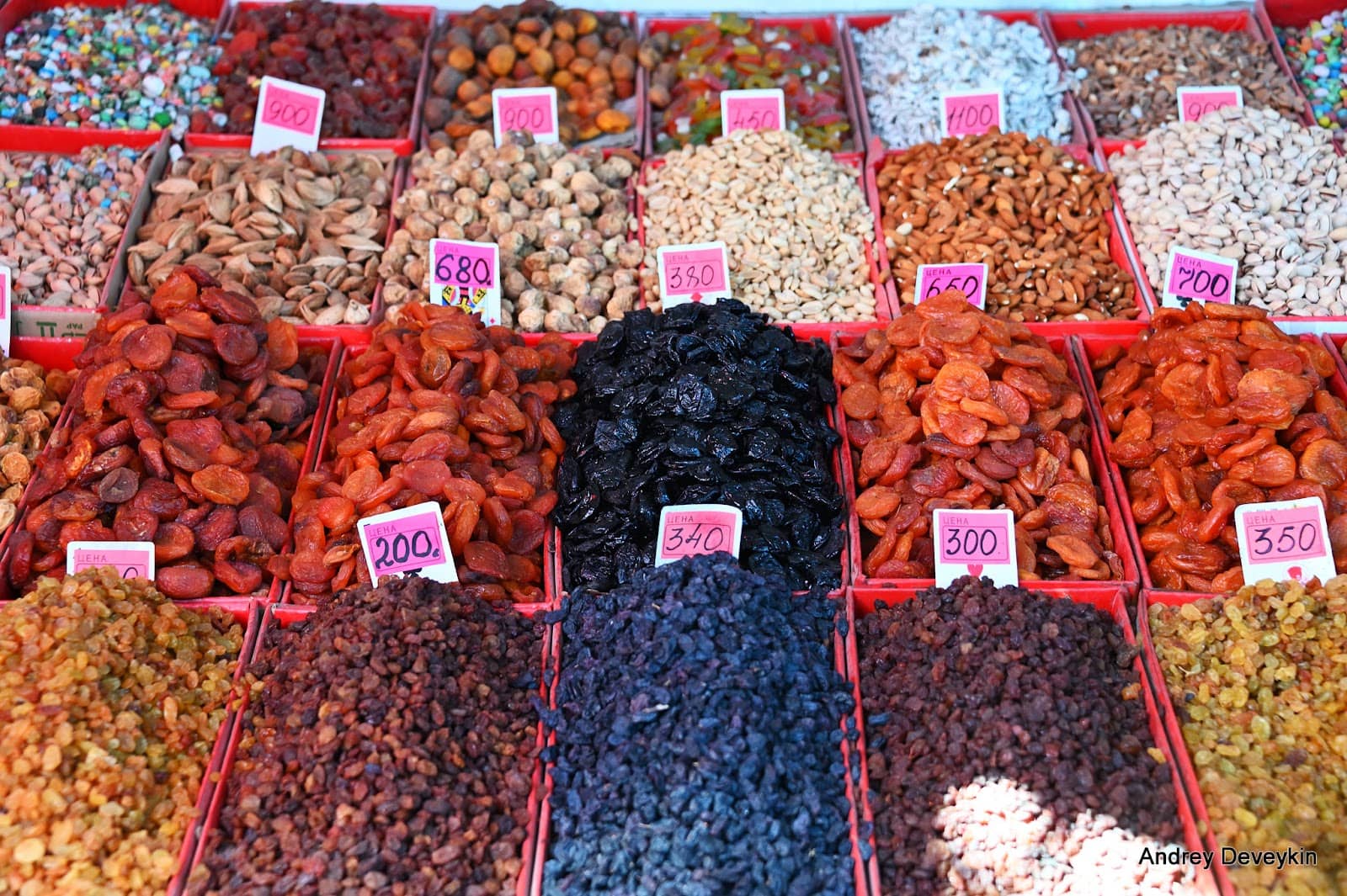 Local Flavors & Finds