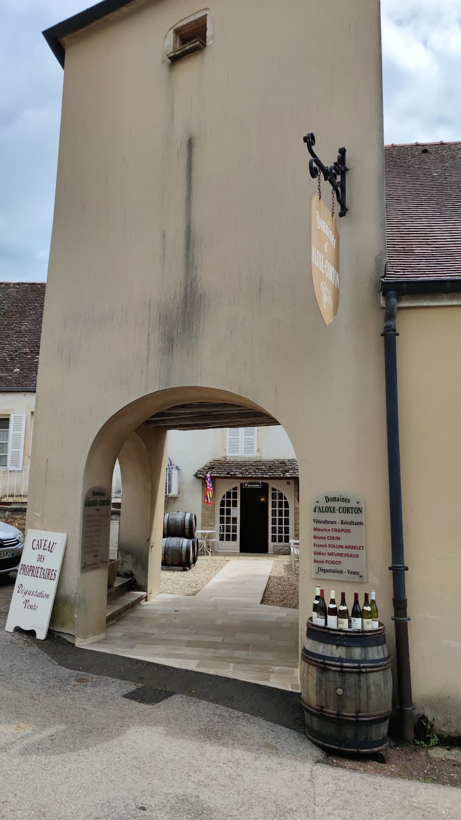 Aloxe-Corton Village & Vineyards - Image 1