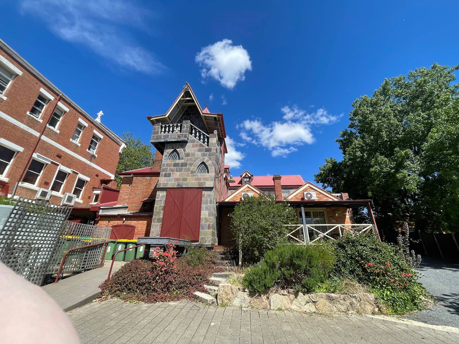 Central Beechworth Location