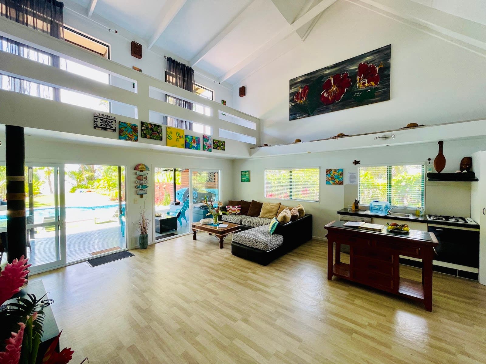 Taakoka Islet - Image 1