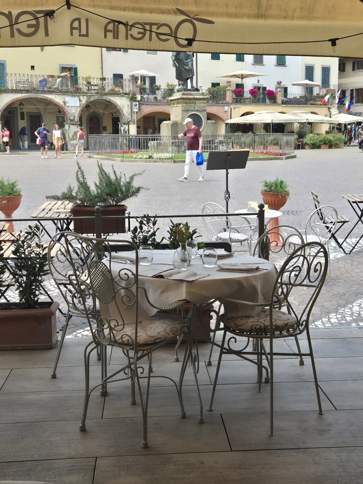 Greve Saturday Market - Image 1