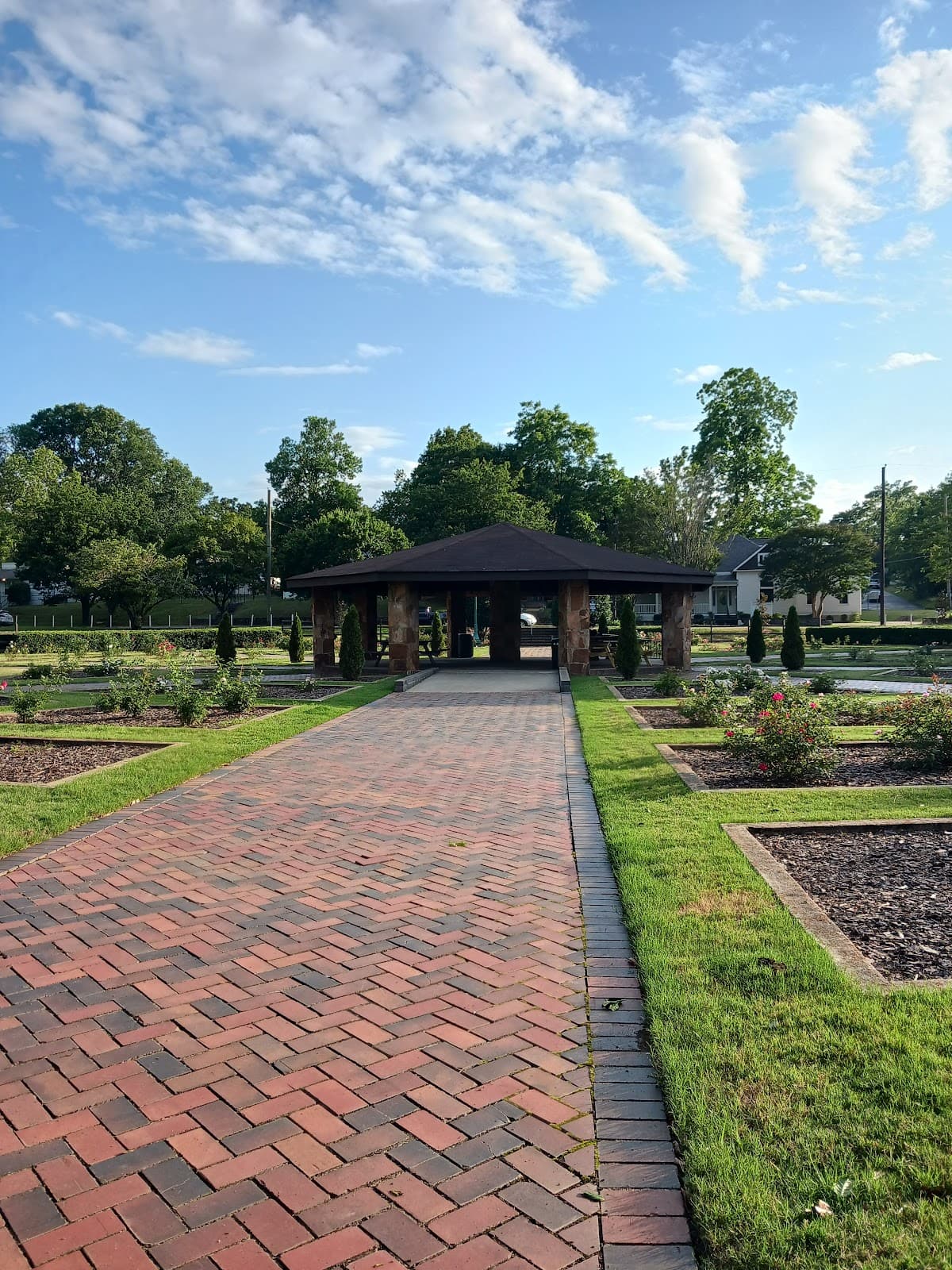 Avondale Historic District - Image 1