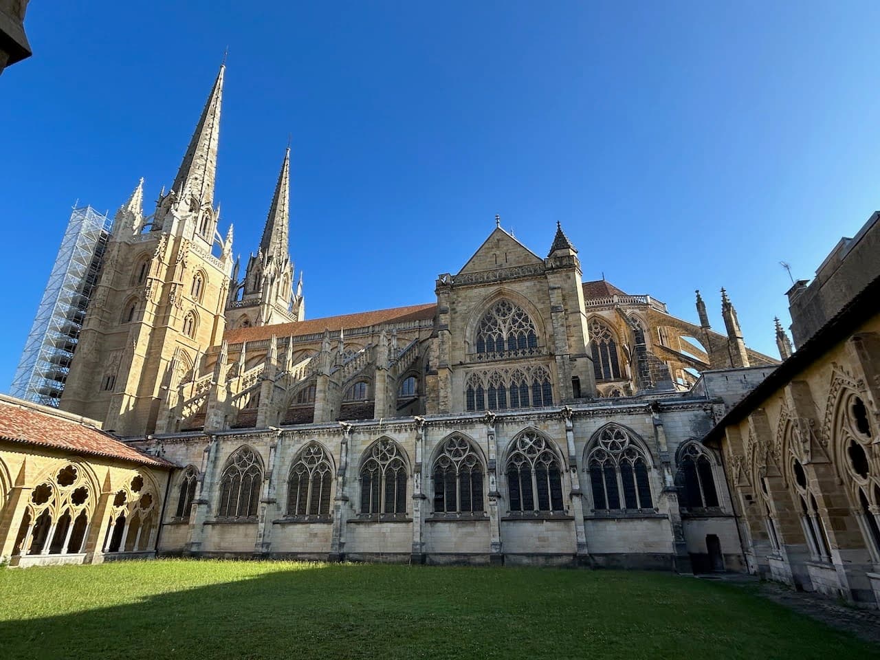 Cloître de la Cathédrale - Image 1