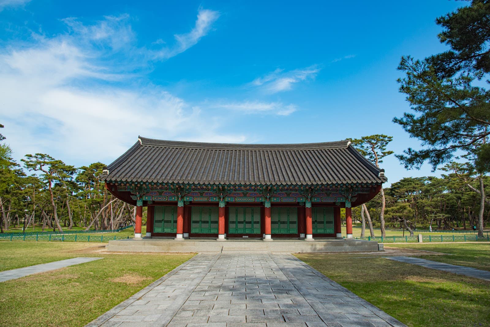 Oreung (Five Tombs of Silla Kings) - Image 1