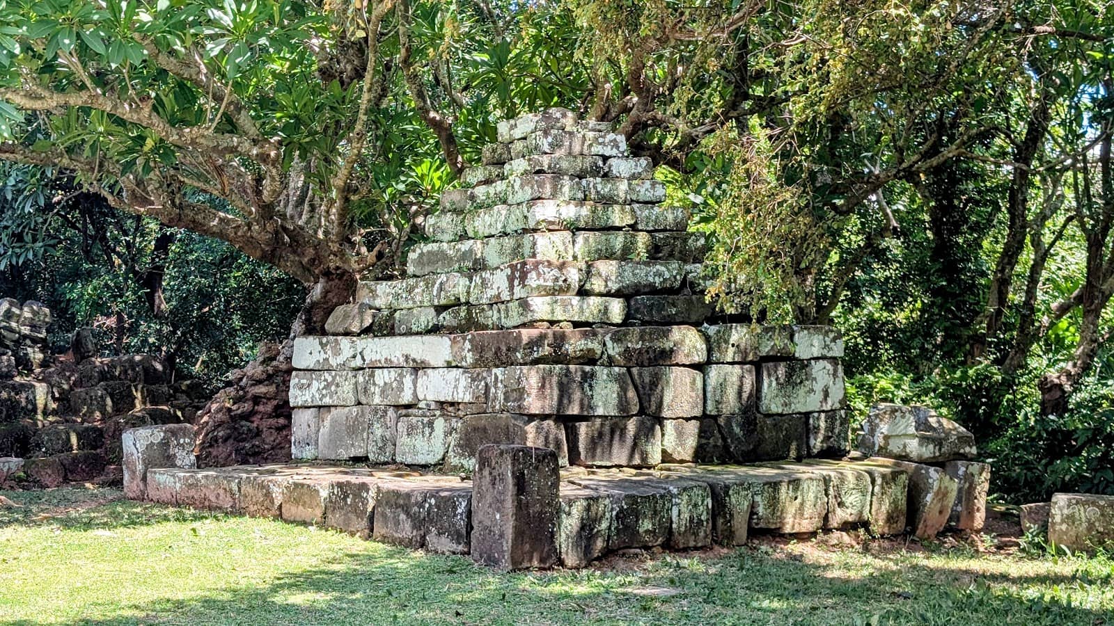 Atmospheric Ruins
