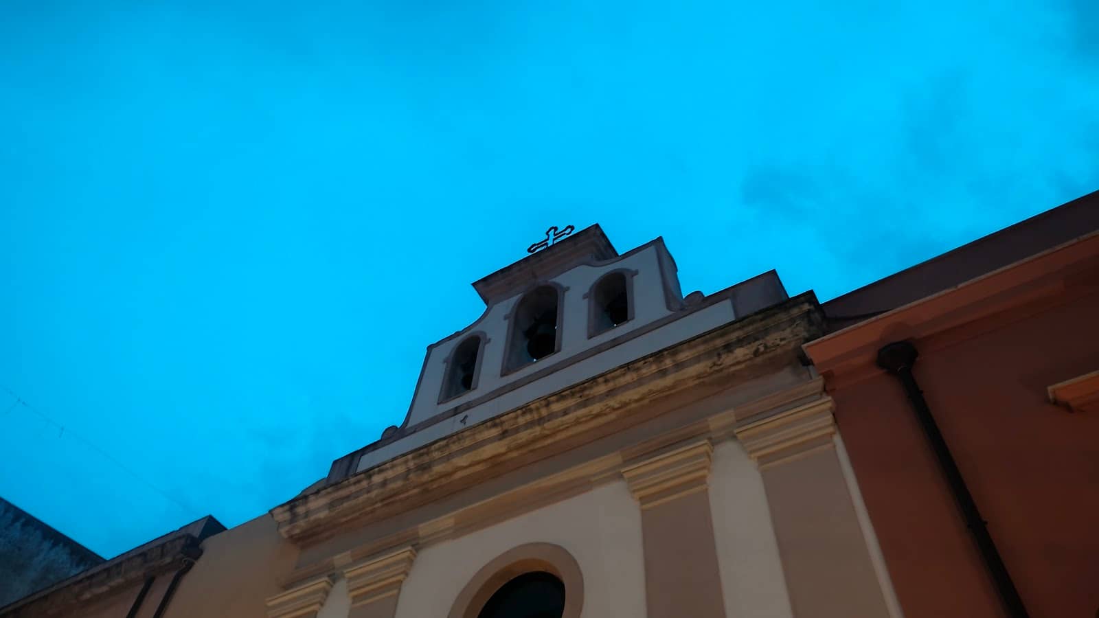 Vertical photo
