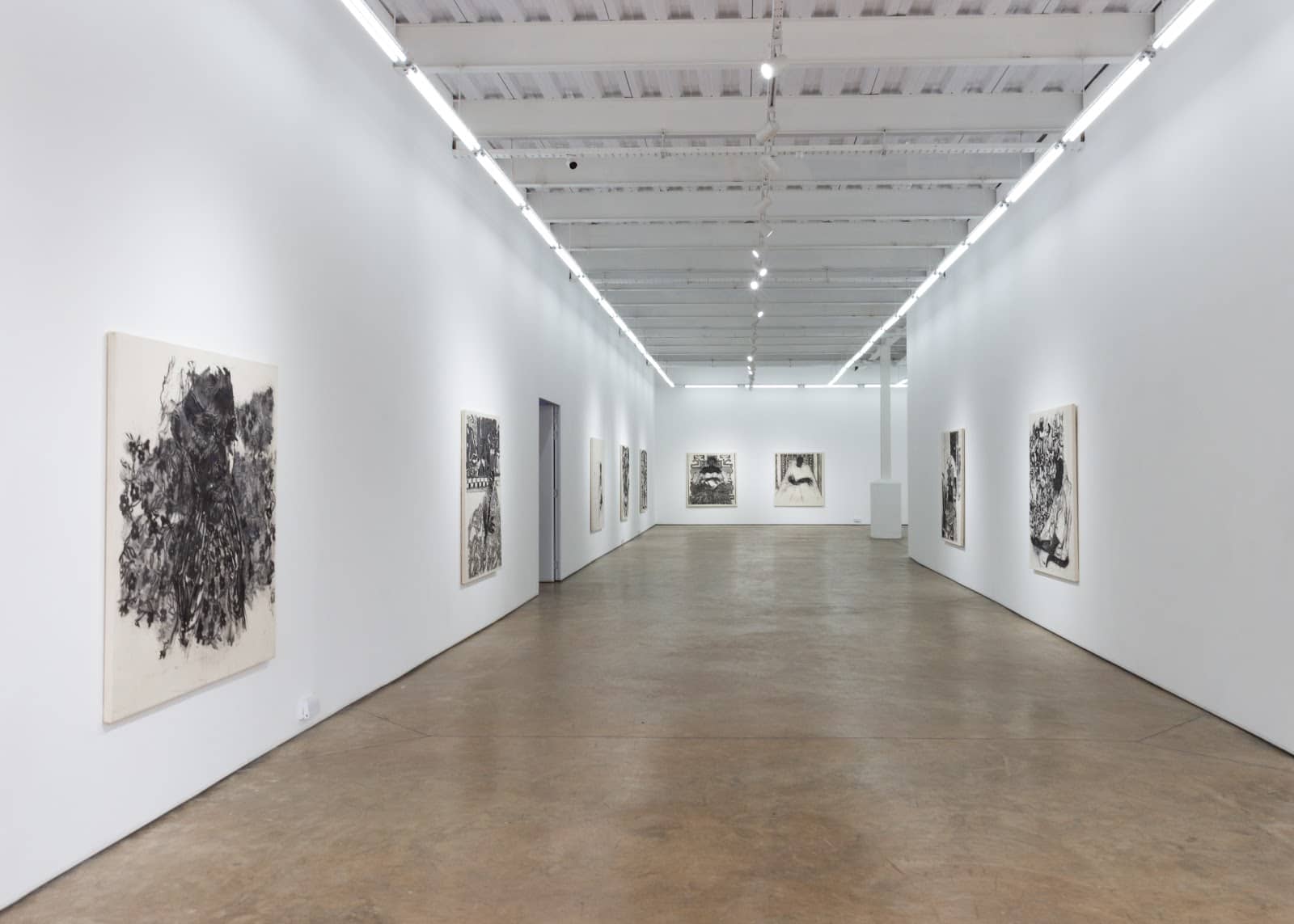 Serene Artistic Ambiance