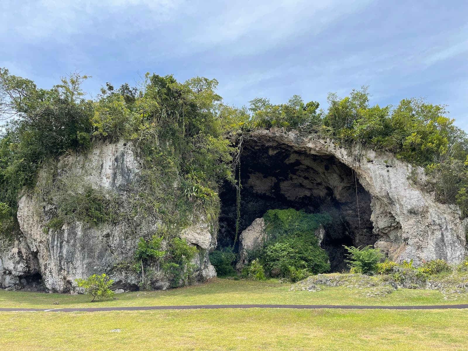 Cueva María de la Cruz - Image 1