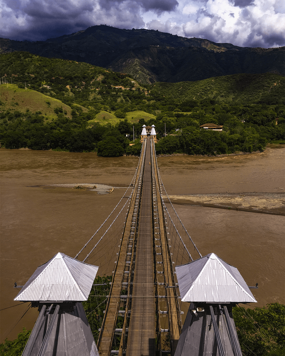 Puente de Occidente - Image 1