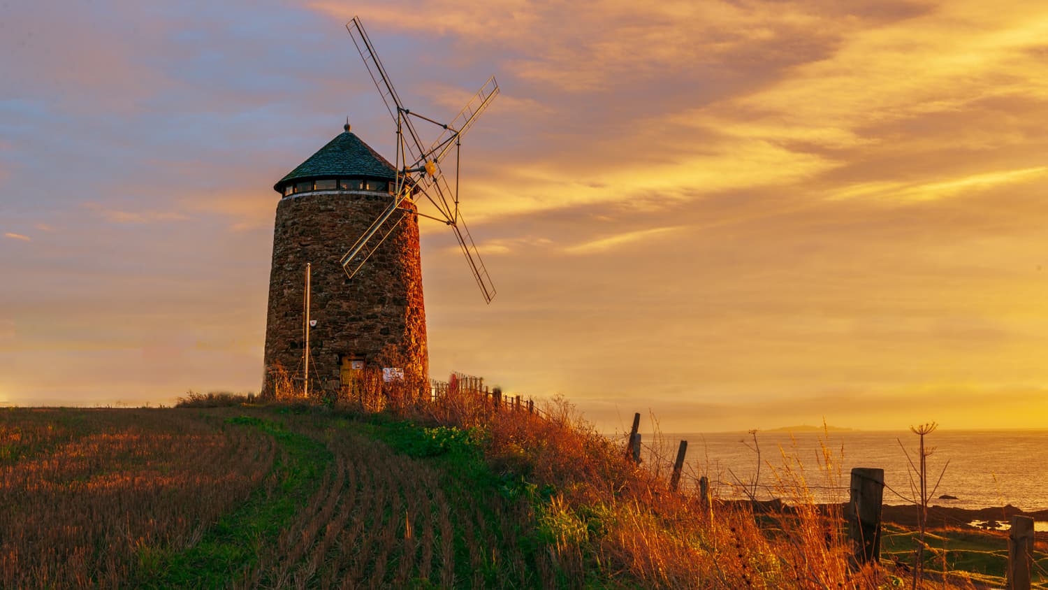 St Monans Windmill & Salt Pans - Image 1