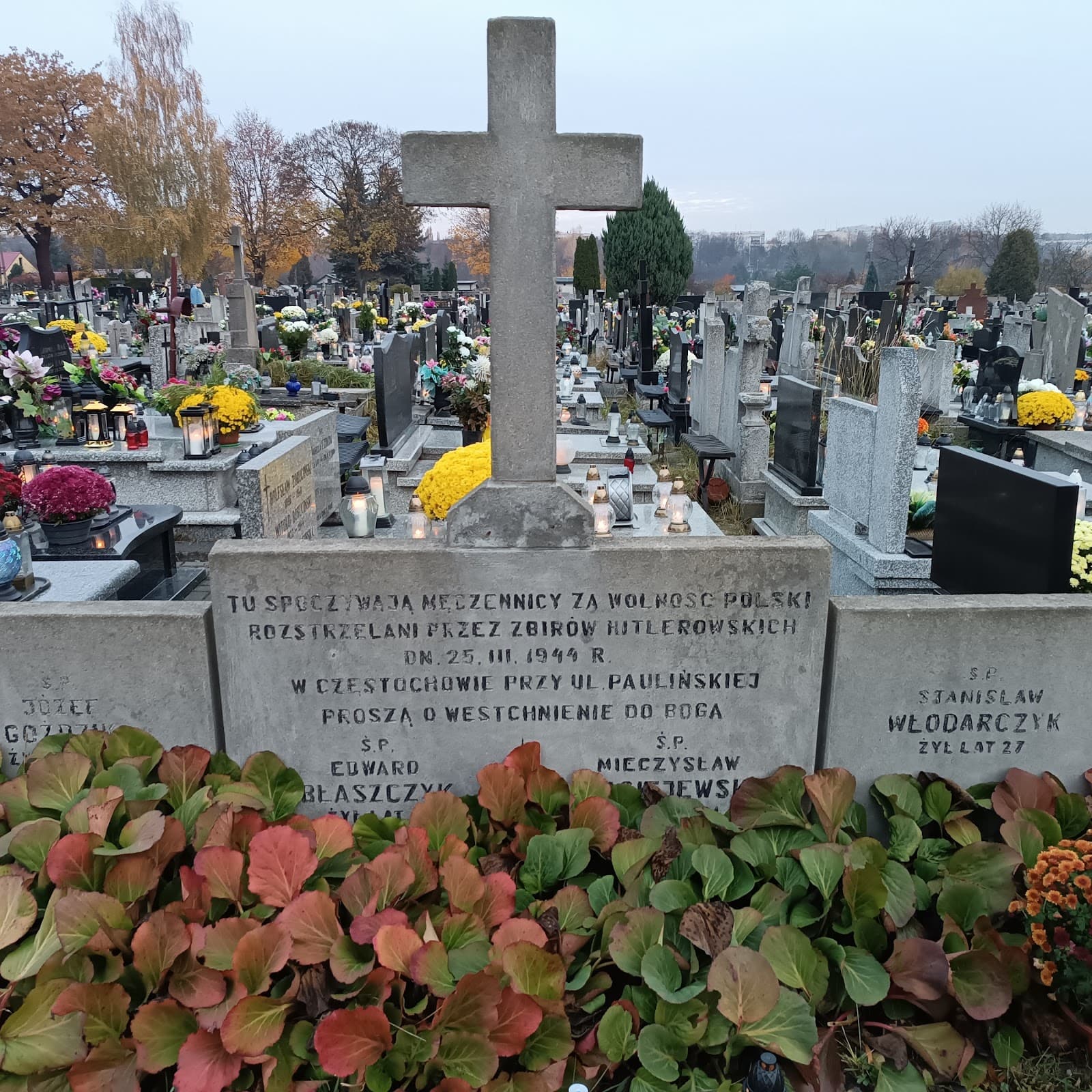 Kule Cemetery - Image 1