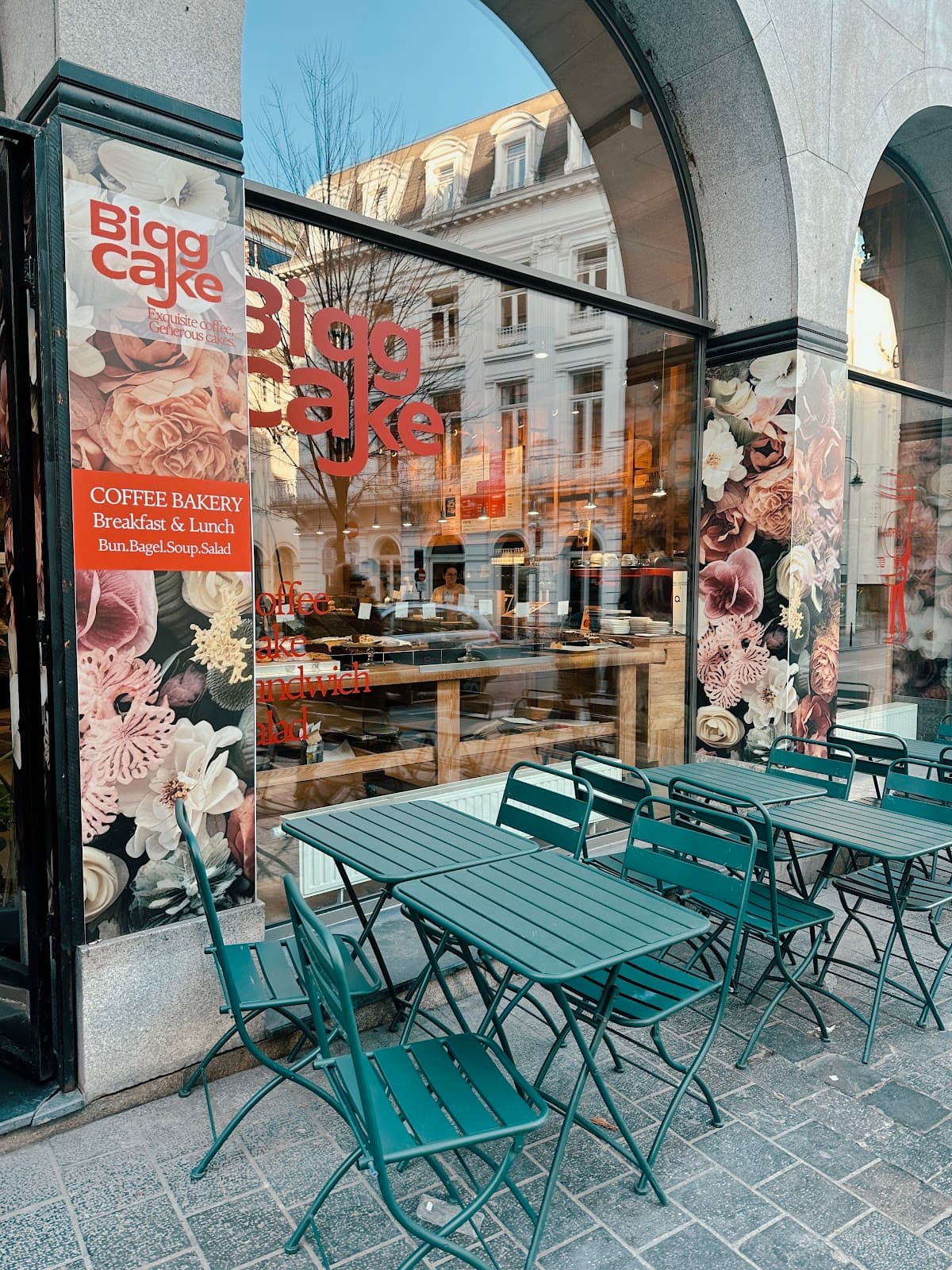 Bigg Cake café - Image 1