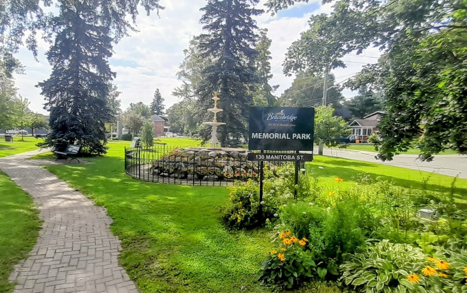 Memorial Park (Bracebridge) - Image 1