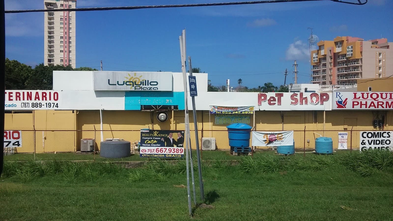 Luquillo Town Plaza - Image 1