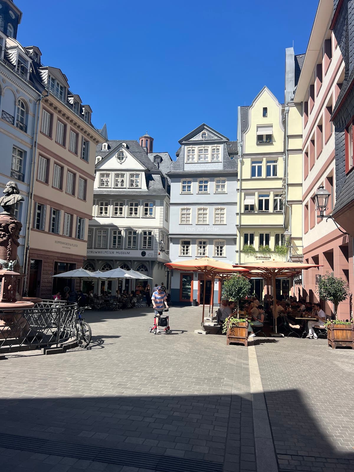 Alt-Sachsenhausen Frankfurt - Image 1