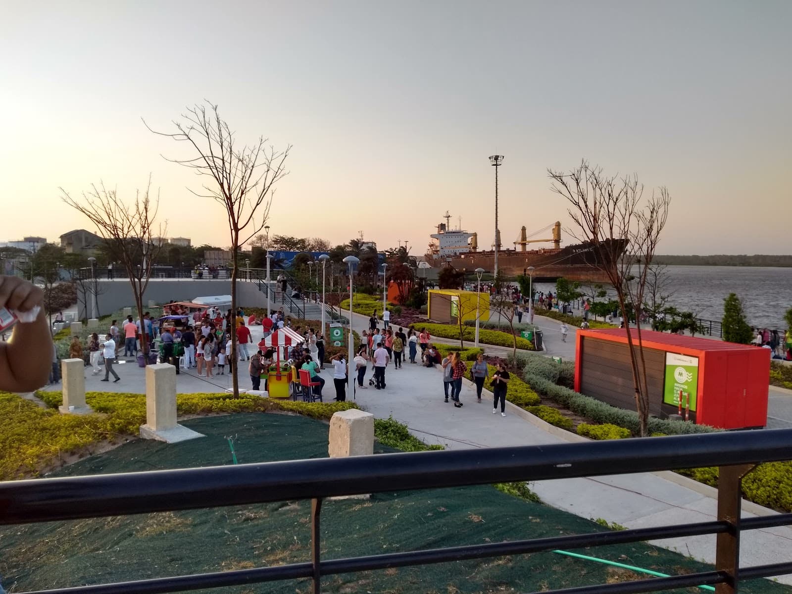 Puerta de Oro - Image 1