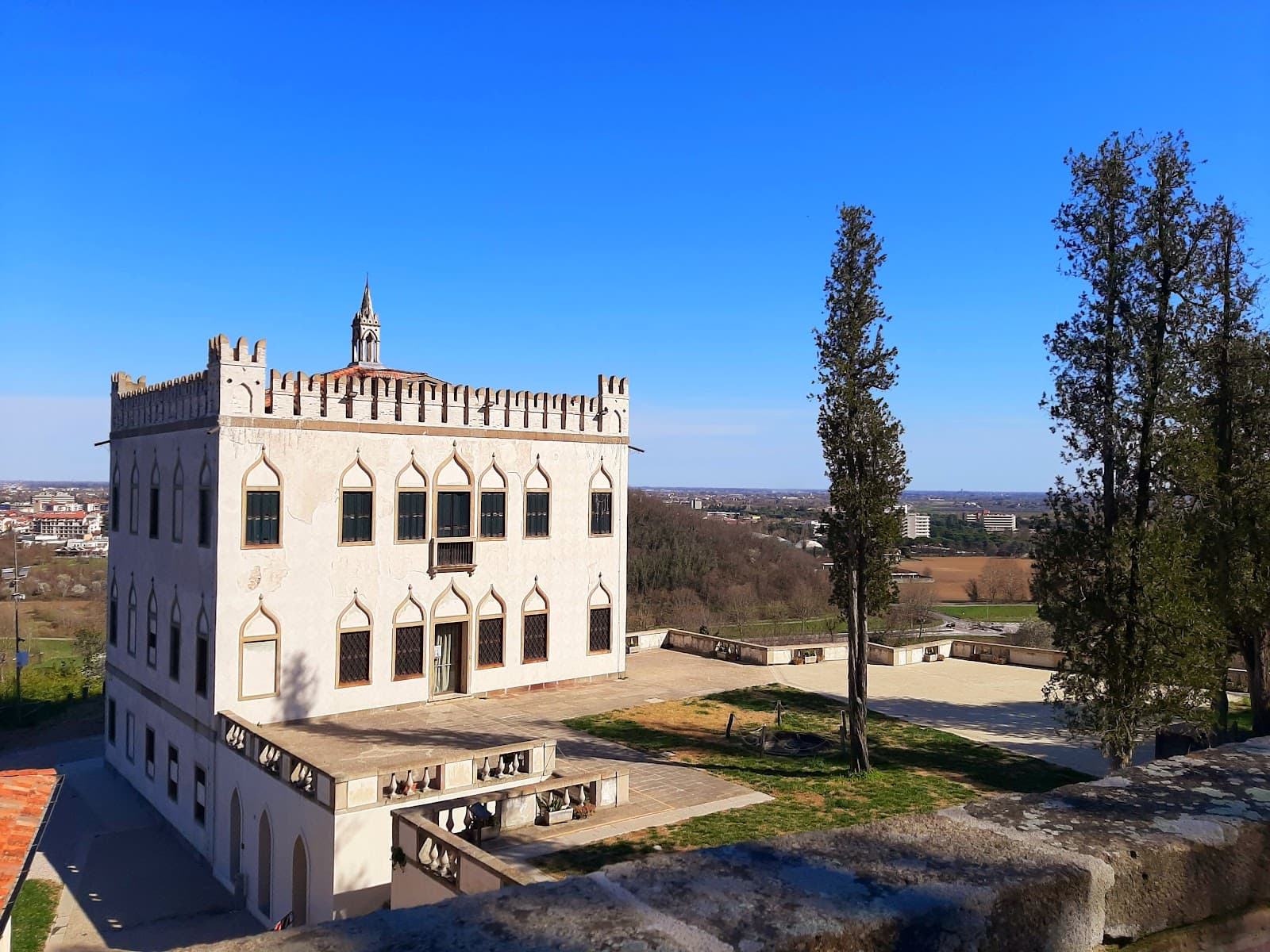 Villa Draghi and Park - Image 1